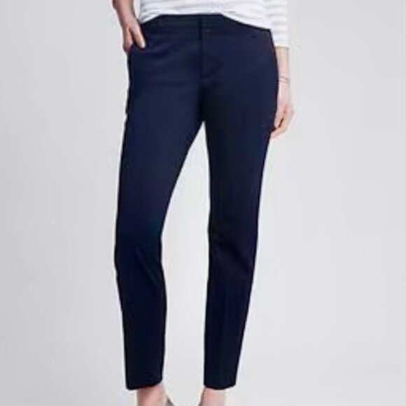 EUC Banana Republic The Avalon Pant, Black Cargo Trousers, Size 2 - Picture 1 of 10